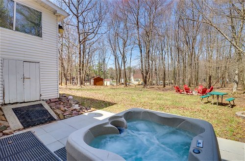 Photo 6 - Poconos Home w/ Hot Tub, Game Room & Lake Access