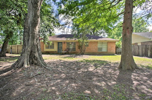 Photo 2 - Luxe Cajun Home in Bayou Country, Near River Ranch