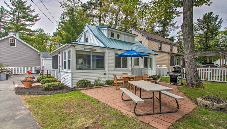 Foto 1 - Sebago Lake Cottage w/ Patio + Beach Access