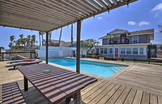 Foto 2 - Waterfront Port Isabel Family Home w/ Pool & Pier