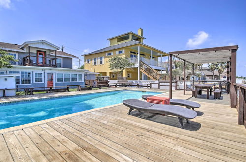 Photo 9 - Waterfront Port Isabel Family Home w/ Pool & Pier