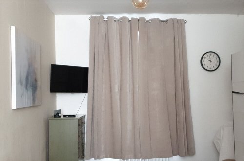 Foto 12 - Charming 1-wall Bed Comfortable Studio in Nwlondon