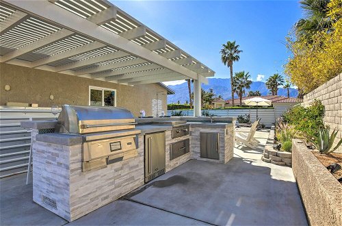 Foto 13 - Palm Springs Pad w/ Outdoor Kitchen + Views