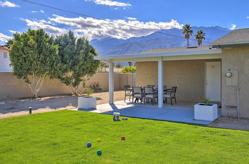 Foto 23 - Palm Springs Pad w/ Outdoor Kitchen + Views