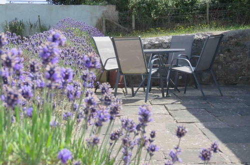 Photo 17 - Beautiful 3-bed Cottage in Llancarfan Nr Cardiff