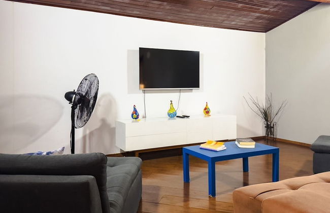 Casa espaçosa na Granja Viana - Foto 13
