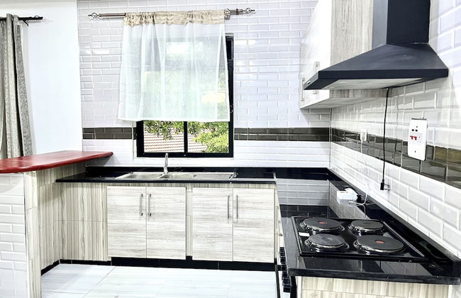 1 Bedroom Fully Furnished Apartment for Rent in Woodlands - Foto 1
