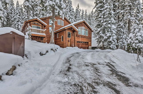 Photo 31 - Tahoe Donner Mountain Cabin: Surrounded by Forest