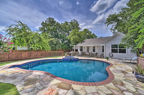 Photo 18 - San Antonio House W/private Pool, Spa & Grill