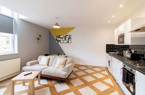 Photo 29 - Stunning 1-bed Apartment in Gateshead