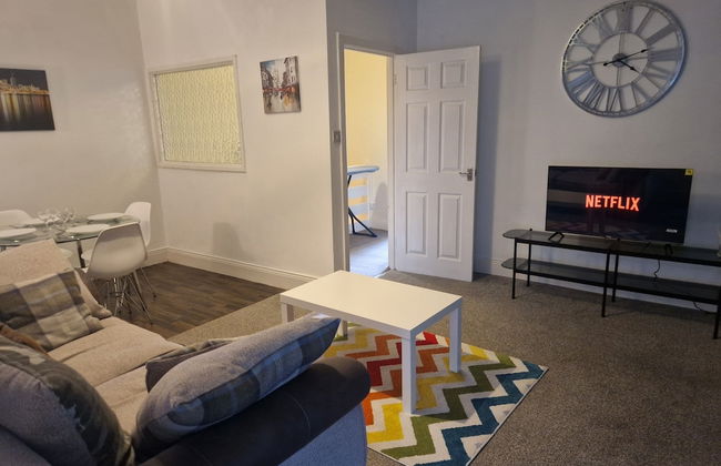Apartment - Sleeps 4 - Parking - Wifi - Foto 7