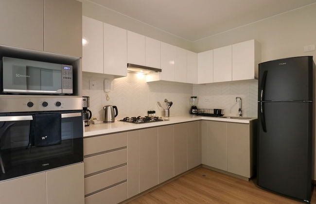 w Glorious 1BR w Balcony in Miraflores - Foto 3