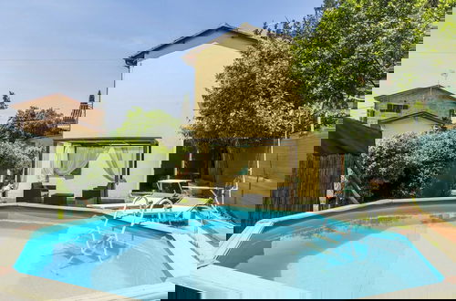 Foto 1 - Camaiore House With Pool Versilia