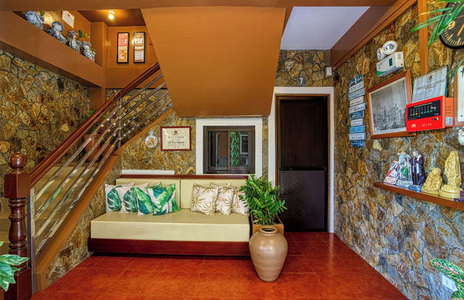 La Casa Española Apartelle - Photo 2