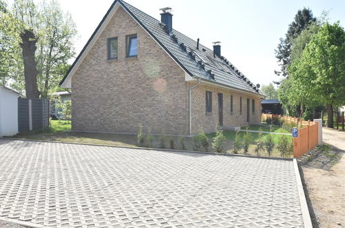 Photo 33 - Charming Holiday Home in Damshagen With Fireplace