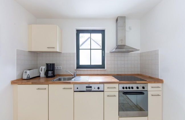 Spacious Semi-detached House With Wood Stove Located Directly on the Rennsteig - Foto 25