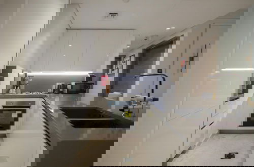 Foto 8 - Elite LUX Holiday Homes - Elegant 2BR Suite in Business Bay Dubai