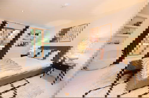 Foto 4 - The Gwendolen Place - Contemporary 2bdr Flat w Terrace Balcony