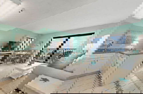 Foto 5 - Updated Ocean Front Condo Aquamarine Suite 201