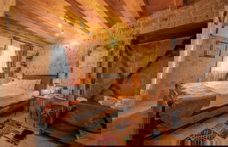 Foto 2 - Cappalace Stone House