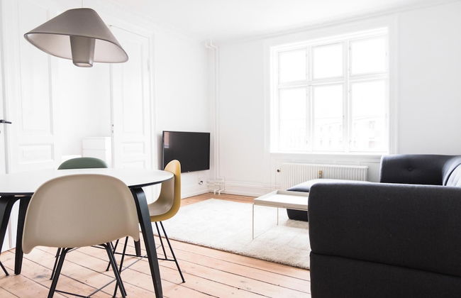 Beautiful 2-bed With Large Balcony - Foto 2