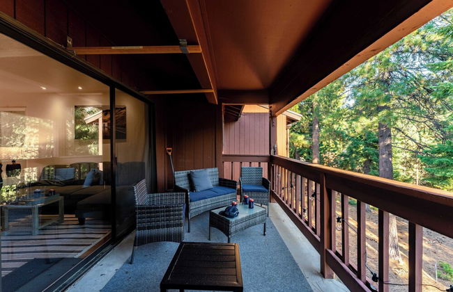 Walk to Lake, Dining+shops 5mins to Ski Resort Incline Paradise by Avantstay - Foto 33