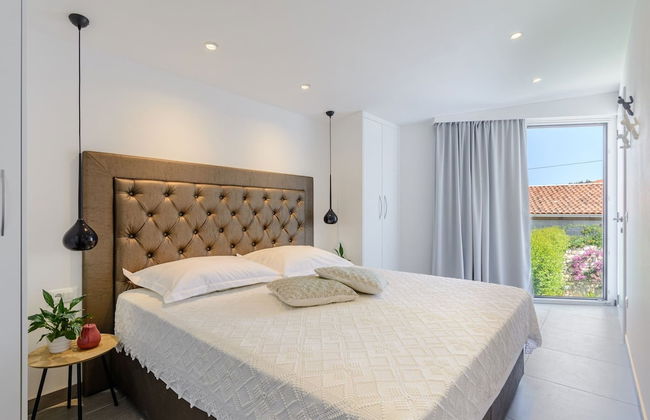 Villa Stone Pearl - Two Bedroom Holiday House With Pool - Foto 7