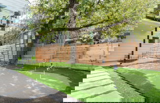 Foto 2 - Eastside Home w Killer Yard - Golf Pool Firepit