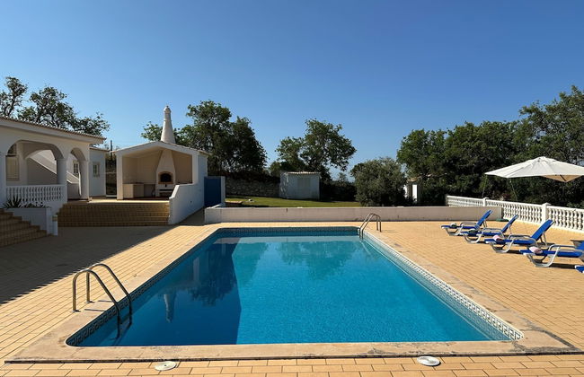BnB Homes Luxurious Villa With 5 Bedrooms Pool - Foto 7