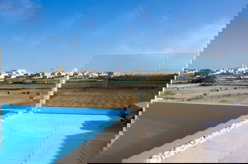 Foto 14 - Kenn Gozitan Villa and Pool