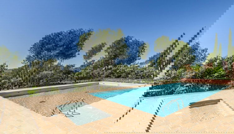 Foto 1 - Holiday Home in Domaine de St.endreol With Pool