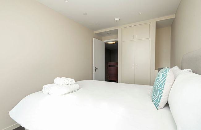 Chic Three-bedroom Home in Poplar - Photo 16