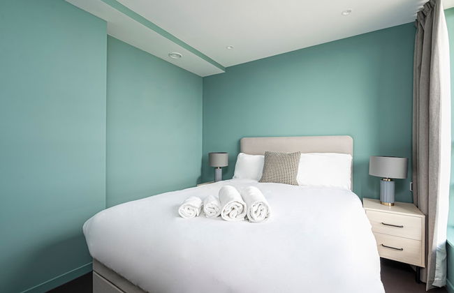 Chic Three-bedroom Home in Poplar - Photo 5