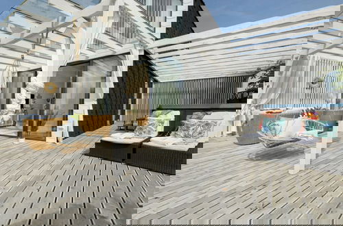 Foto 17 - House With a Huge Terrace and a Whirlpool Bathtub