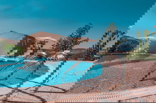 Foto 10 - Apartment in Badus With Communal Pool