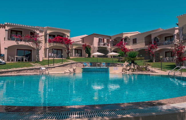 Apartment in Badus With Communal Pool - Foto 8