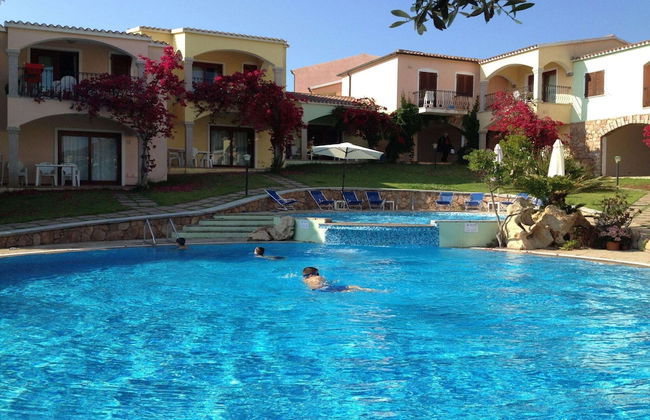 Apartment in Badus With Communal Pool - Foto 11