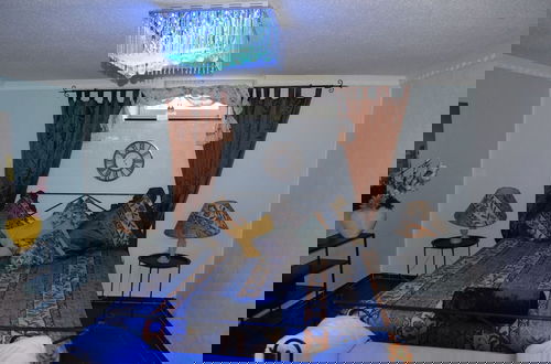Foto 6 - Bewitching Apartment With Garden and Terrace