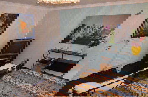 Foto 3 - Bewitching Apartment With Garden and Terrace