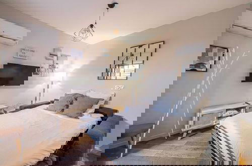 Photo 2 - Renovated Cozy Apartment in Cannes Meynadier - 4p