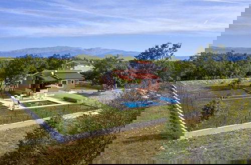 Foto 29 - Tranquil Holiday Home With Pool, Garden, and Playground in a Peaceful Countryside Setting