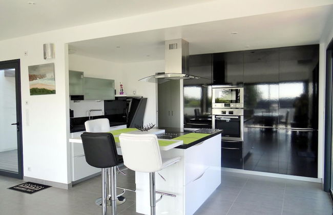 Holiday Home With sea Views, St. Nic - Foto 4