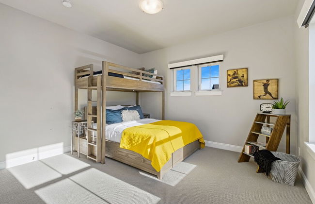 Colorado Modern Retreat w/ King Beds, Pickleball - Foto 6