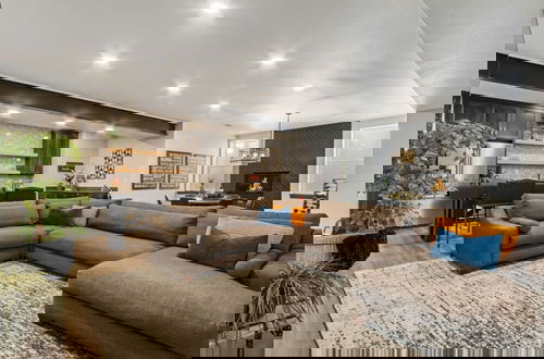 Foto 38 - Colorado Modern Retreat w/ King Beds, Pickleball