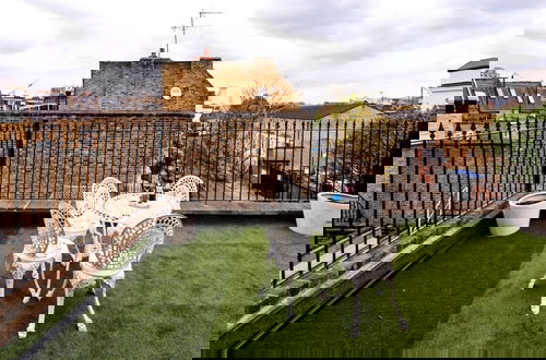 Photo 18 - The Armadale Road Residence II