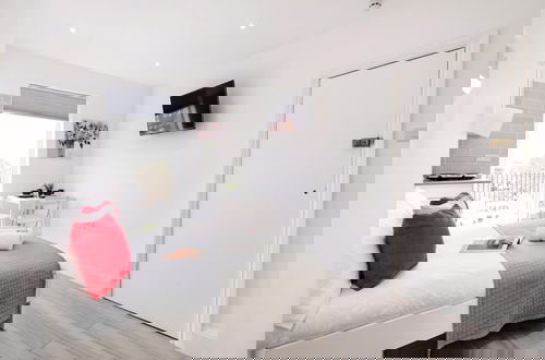 Photo 5 - The Armadale Road Residence II