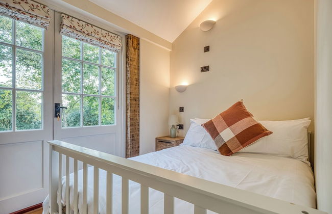 The Cider Barn - Gorgeous 2BD Near Bath - Photo 14
