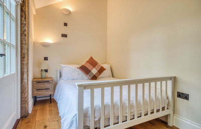 The Cider Barn - Gorgeous 2BD Near Bath - Photo 12