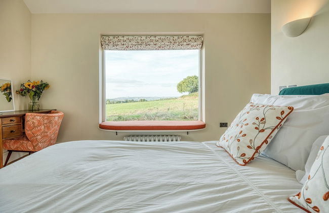 The Cider Barn - Gorgeous 2BD Near Bath - Photo 5