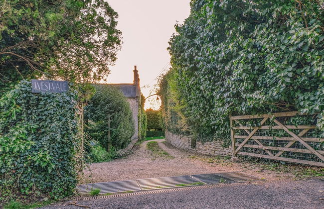 The Cider Barn - Gorgeous 2BD Near Bath - Photo 56